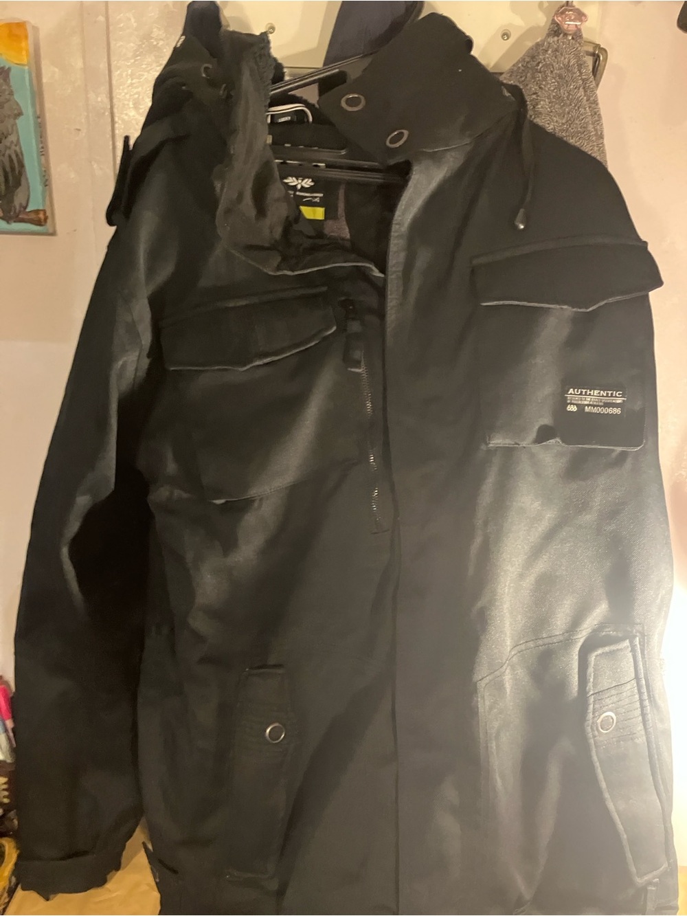 686 infidry reserved,  snow boarding / ski jacket men’s L ,l